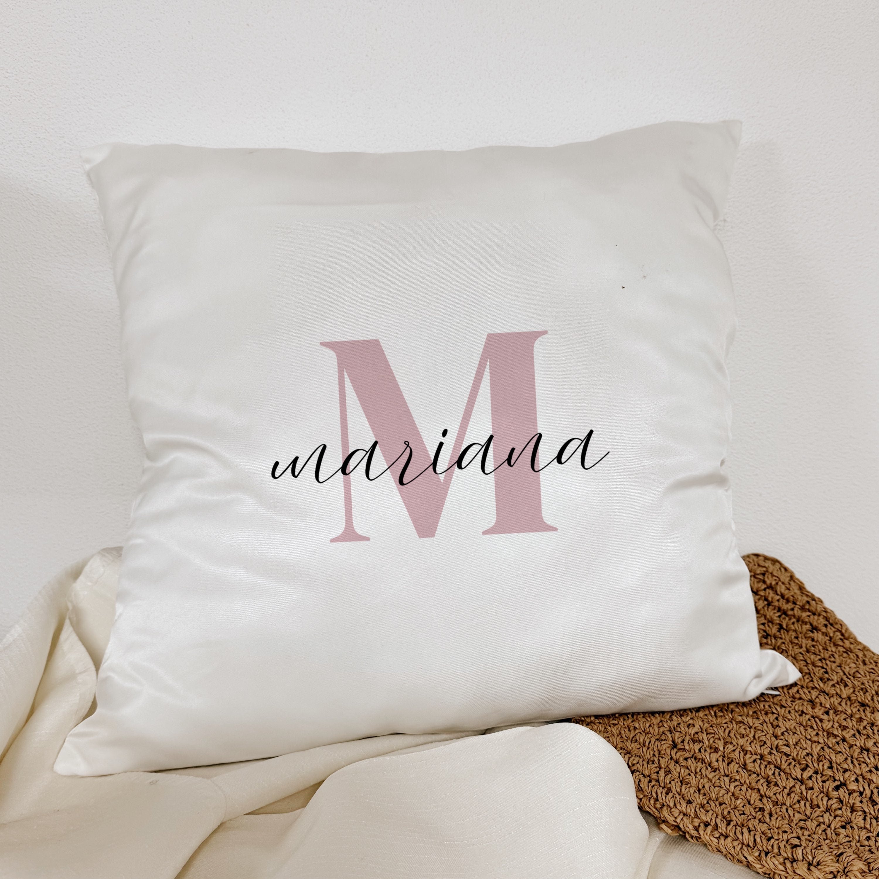 Almofada com inicial