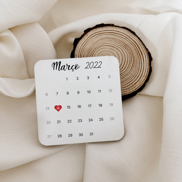 Base de copos com data