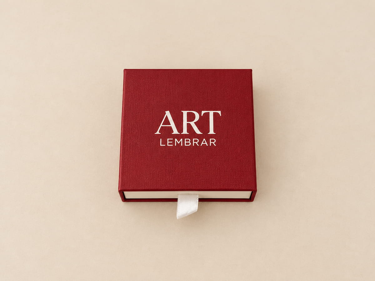 Caixa de joias vermelha Art Lembrar onde seguem todas as encomendas de joias personalizadas