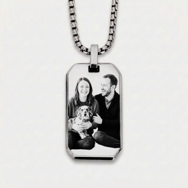 Colar retângulo prateado com fotografia personalizada gravada