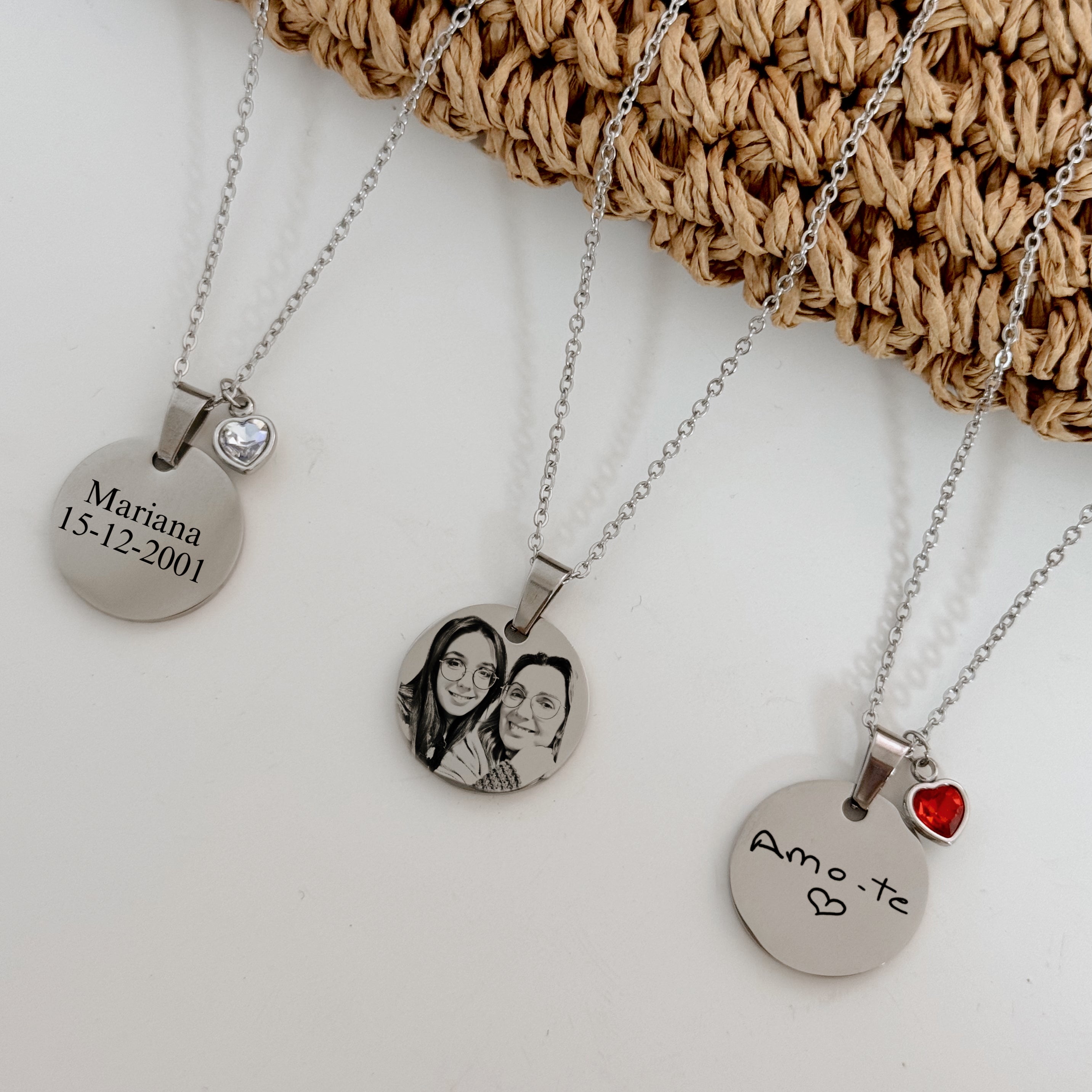 Colar círculo prateado