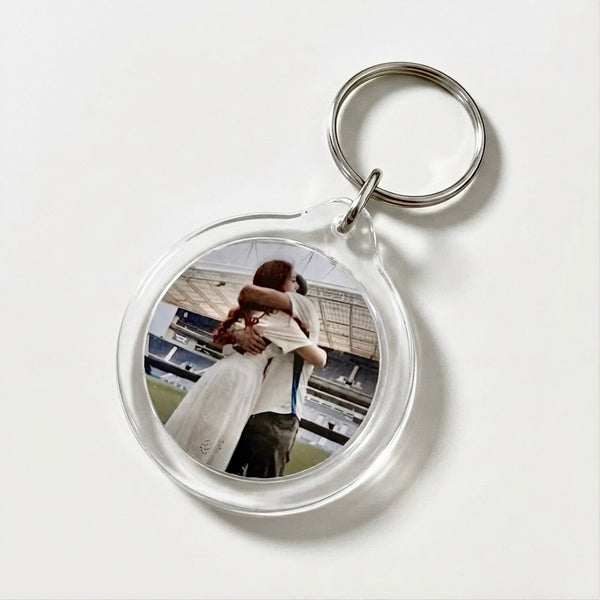 Porta-chaves acrílico formato redondo com fotografia personalizada
