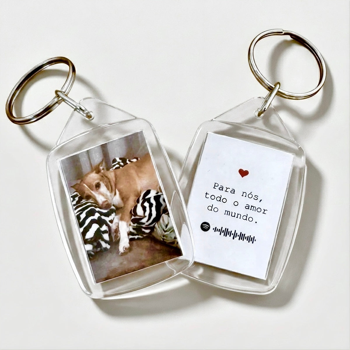 Porta-chaves inteligente NFC em acrílico formato retangular com fotografia personalizada