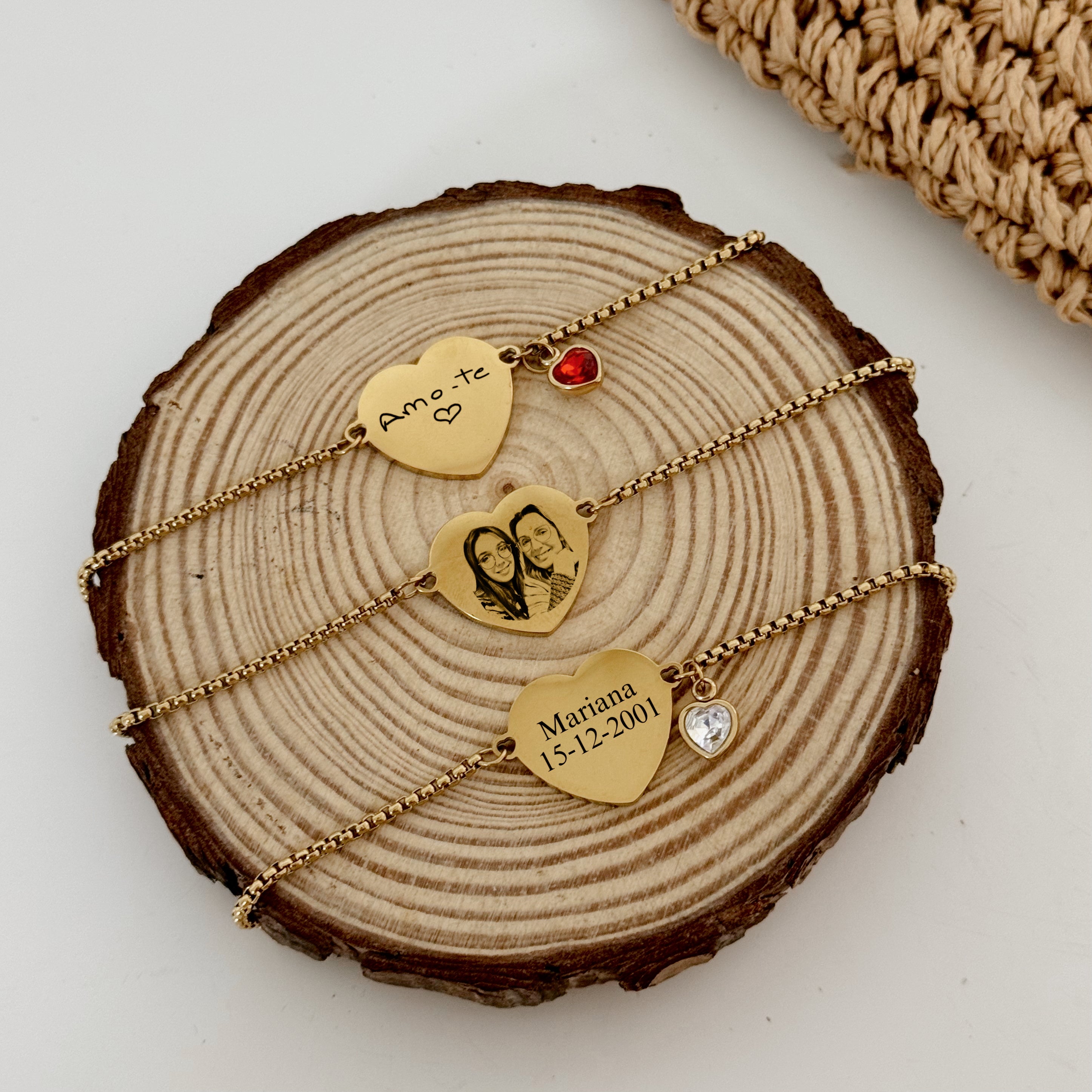 Pulseira coração dourada